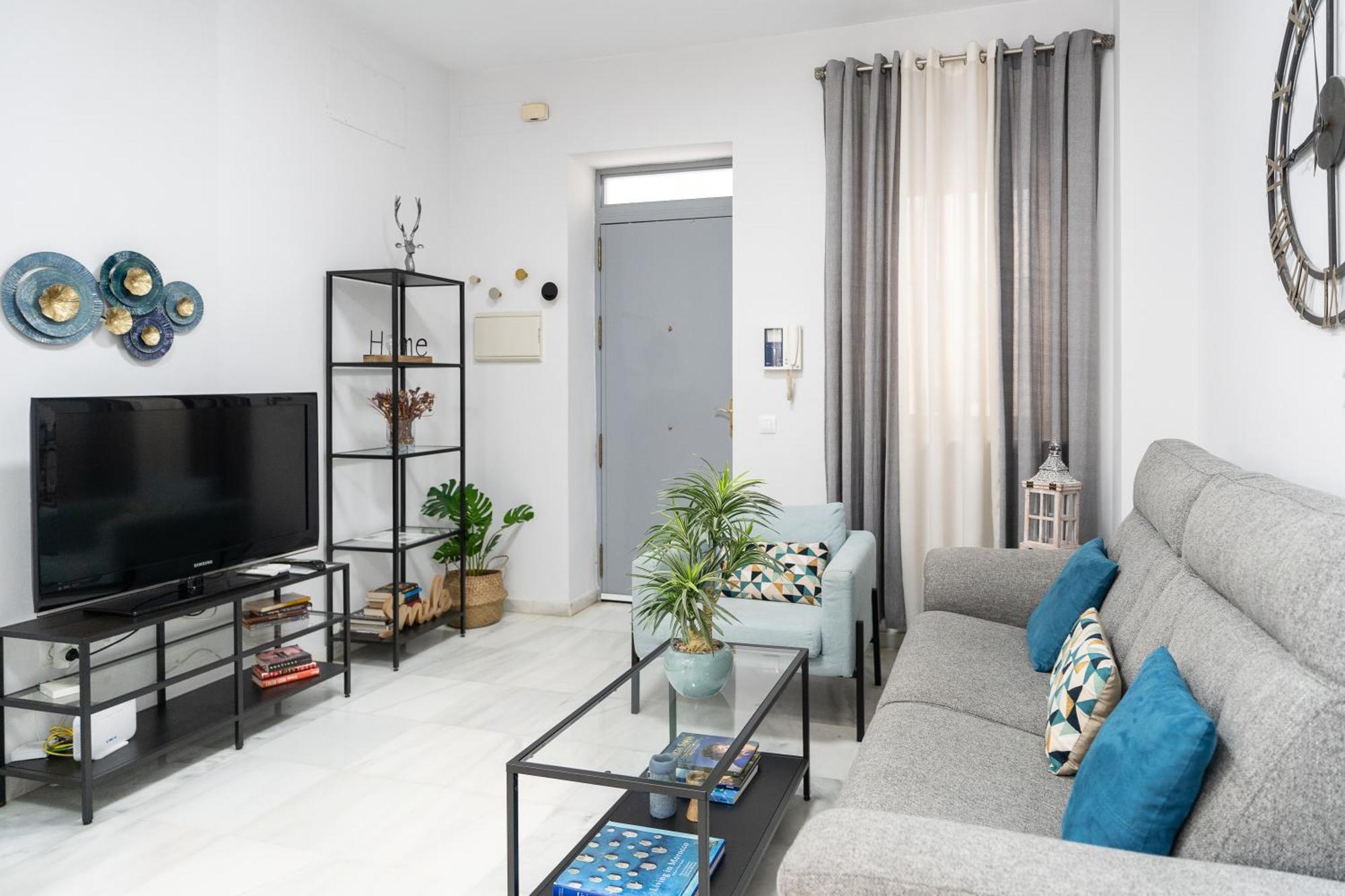 Apartamento Triana Deluxe Con Patio Privado Sevilla Kültér fotó